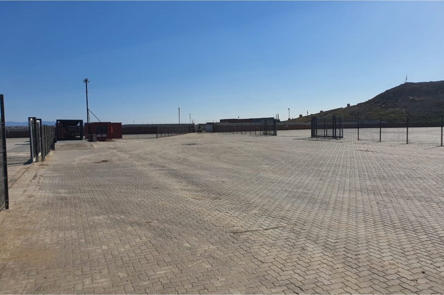To Let commercial Property for Rent in Markman Industrial Eastern Cape